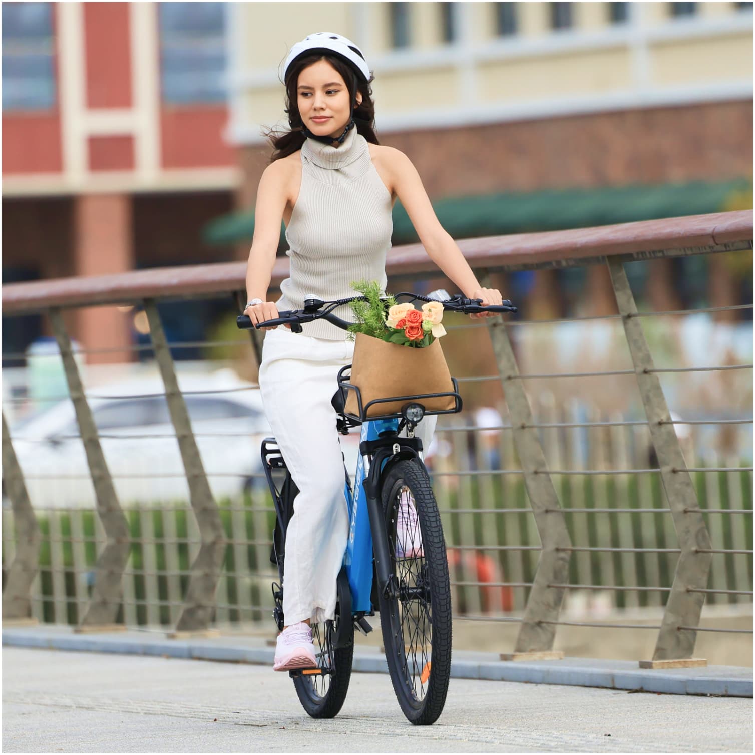 S10_City_E-Bike2Blau 7