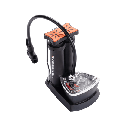 Fahrrad-Fußpumpe mit Manometer (AV/SV)